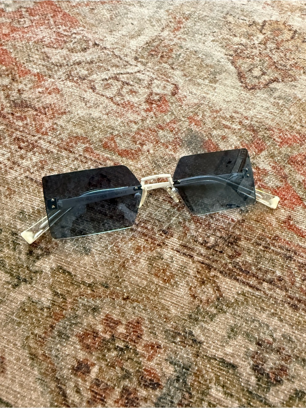 Kendall & Kylie Square Sunglasses